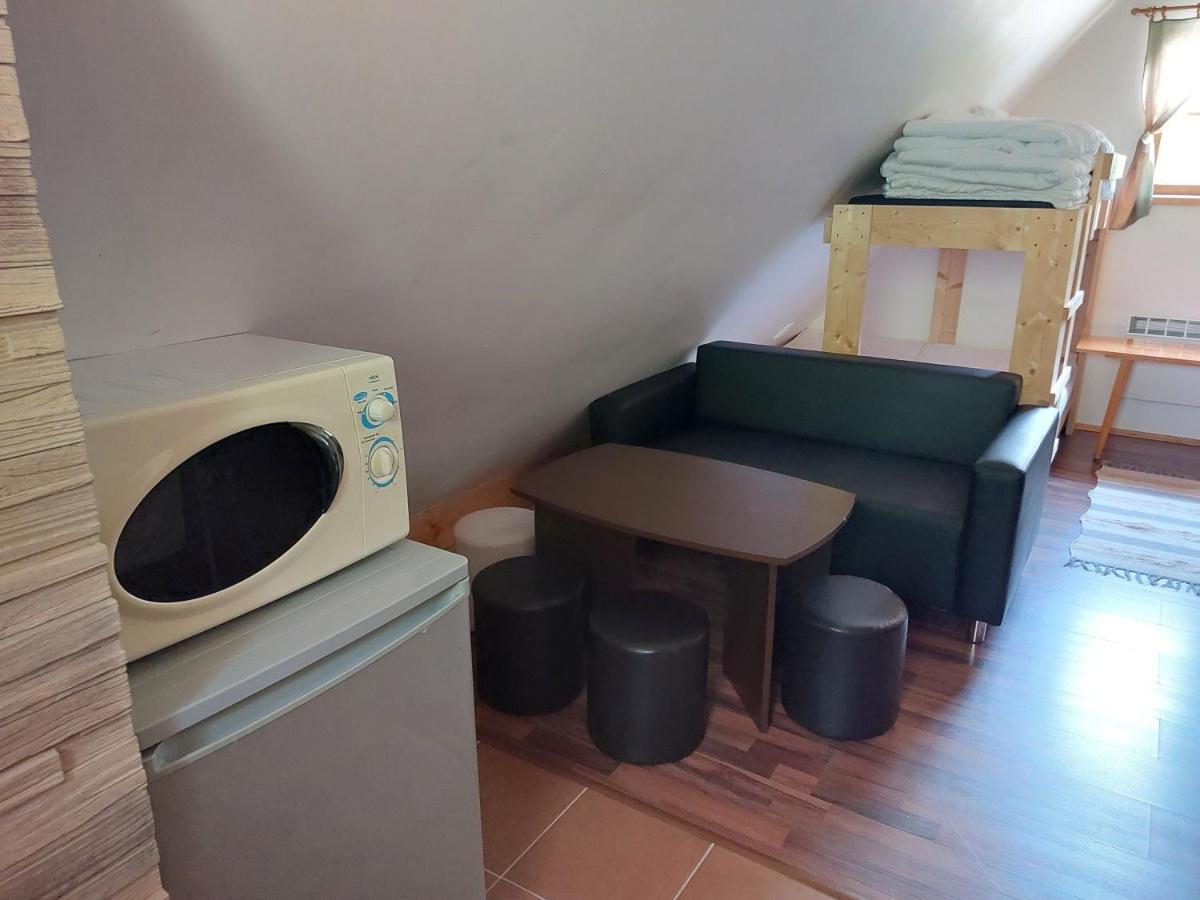 Chatka Pod Jaskynou Maluzina Zewnętrze zdjęcie